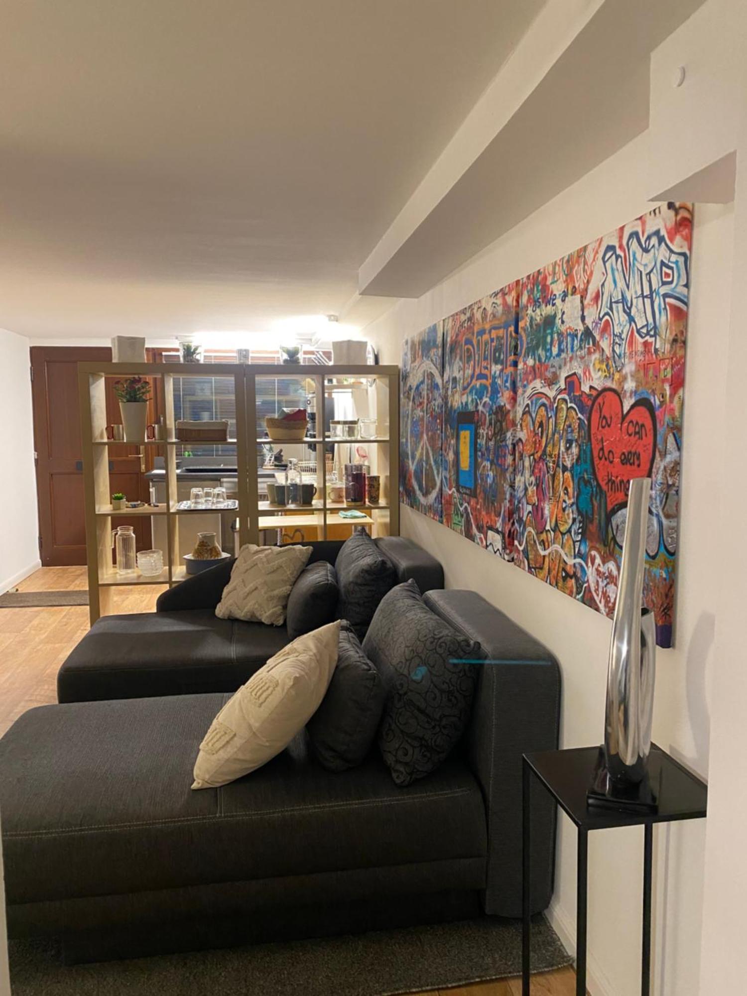 Xanten Basement Suite Exterior photo